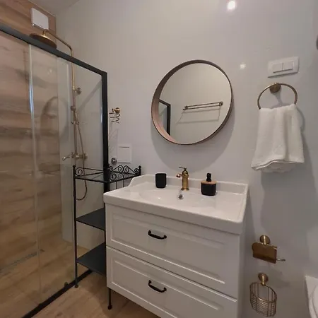 Apartament Romana - Free Private Parking Lublana