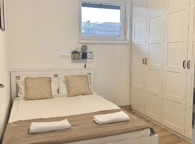 Romana - Free Private Parking Appartement Ljubljana