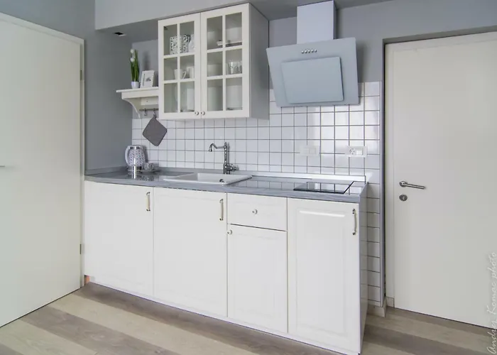 Romana - Free Private Parking Appartement