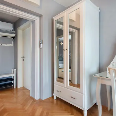 Romana - Free Private Parking * リュブリャナ